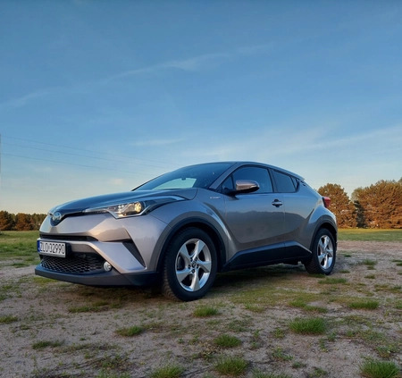 Toyota C-HR cena 88900 przebieg: 65600, rok produkcji 2018 z Łobez małe 121